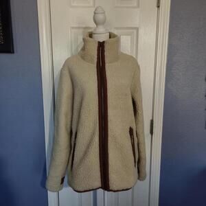 Patagonia Women L Divided Sky Retro-X Cream Sherpa Fleece Jacket EUC